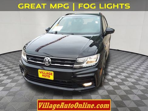 Used 2021 Volkswagen Tiguan SE R-Line image 8