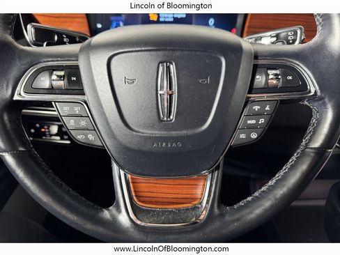 Used 2023 Lincoln Navigator Reserve AWD/4WD image 18