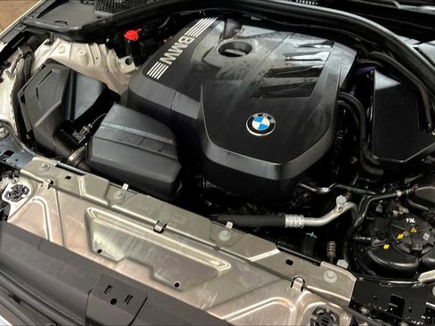 Used 2025 BMW 330i Sedan w/ Premium Package image 34