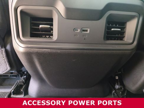 Used 2025 Chevrolet Silverado 1500 LT image 25