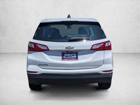 Used 2021 Chevrolet Equinox LS FWD image 6