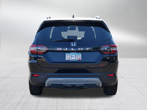 Certified 2026 Honda Pilot TrailSport image 6