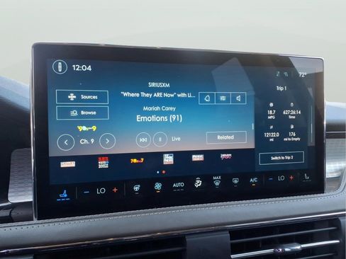 Used 2023 Lincoln Corsair AWD w/ Equipment Group 101A image 16