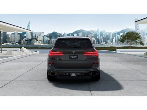 New 2026 BMW X5 xDrive50e w/ M Sport Package AWD/4WD image 5