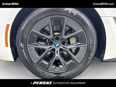 Used 2023 BMW i4 eDrive35 w/ Premium Package RWD image 2
