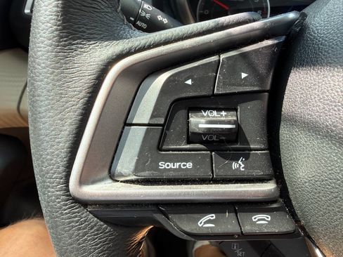 Used 2019 Subaru Ascent Premium w/ Popular Package #2 AWD/4WD image 23