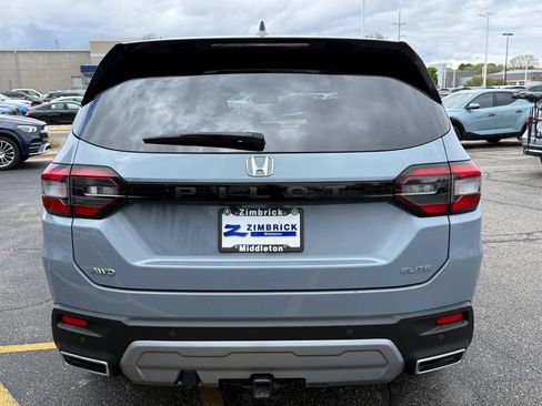 Used 2024 Honda Pilot Elite image 4