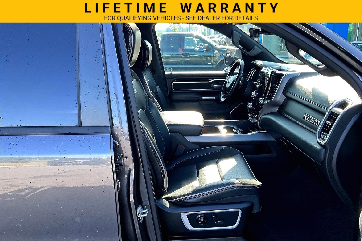Used 2021 RAM 1500 Laramie w/ Sport Appearance Package AWD/4WD image 7