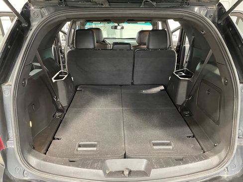Used 2014 Ford Explorer XLT w/ Equipment Group 202A AWD/4WD image 18