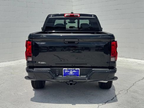 New 2026 Chevrolet Colorado W/T w/ WT Custom Package RWD image 11