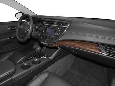 Used 2014 Toyota Avalon XLE image 16