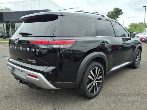 Used 2023 Nissan Pathfinder Platinum AWD/4WD image 3