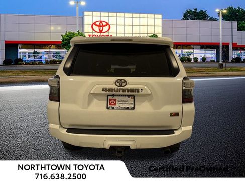 Used 2023 Toyota 4Runner 40th Anniversary SE image 15
