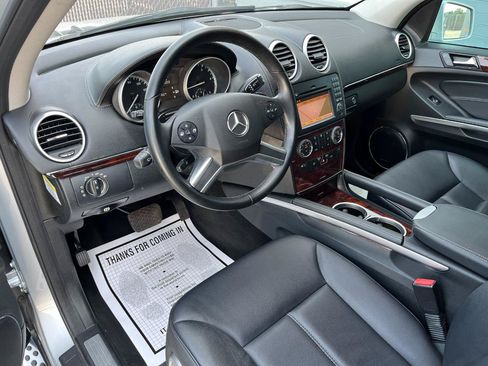 Used 2011 Mercedes-Benz GL 320 BlueTEC 4MATIC image 10