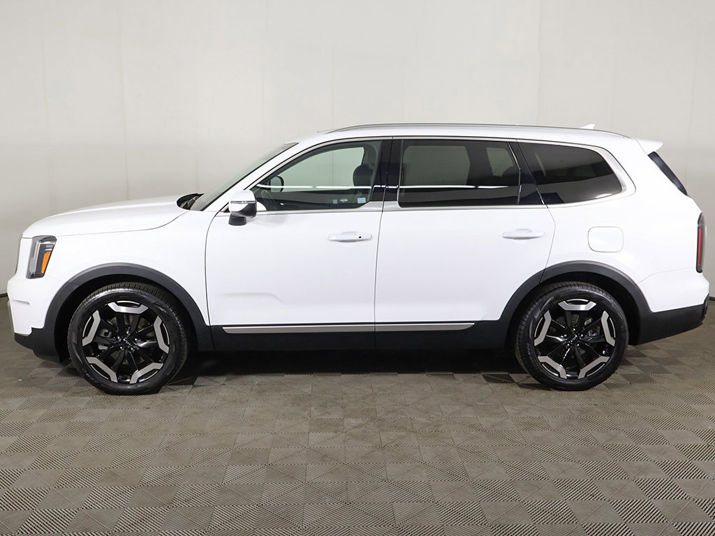 Certified 2025 Kia Telluride EX AWD/4WD image 20