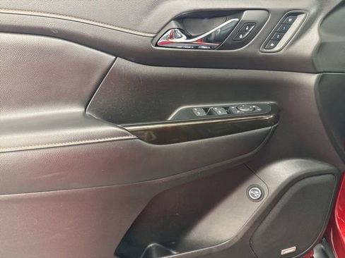 Used 2022 GMC Acadia AT4 w/ Technology Package AWD/4WD image 14