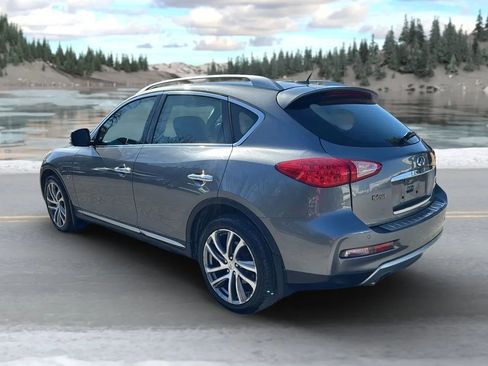 Used 2016 INFINITI QX50 AWD w/ Deluxe Touring Package image 7