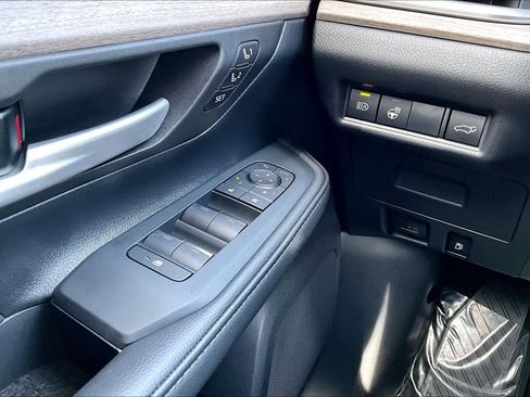 Used 2026 Toyota Grand Highlander AWD image 34