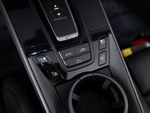 Certified 2021 Porsche 911 Carrera 4S image 26