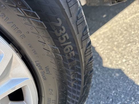 Used 2023 Ford Transit 250 Low Roof w/ Exterior Upgrade Package image 25