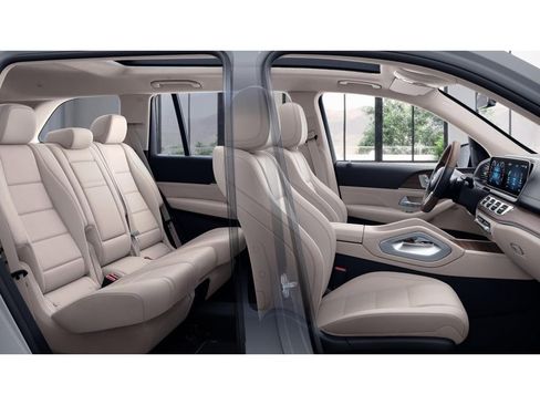 Certified 2022 Mercedes-Benz GLS 450 4MATIC image 4