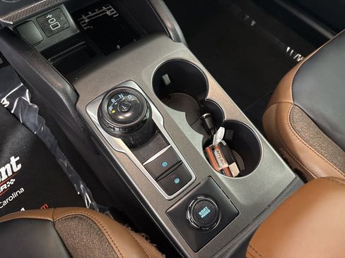 Used 2025 Ford Bronco Sport Outer Banks w/ Outer Banks Tech Package+ AWD/4WD image 19