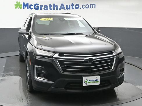 Used 2023 Chevrolet Traverse LT w/ LT Premium Package AWD/4WD image 5