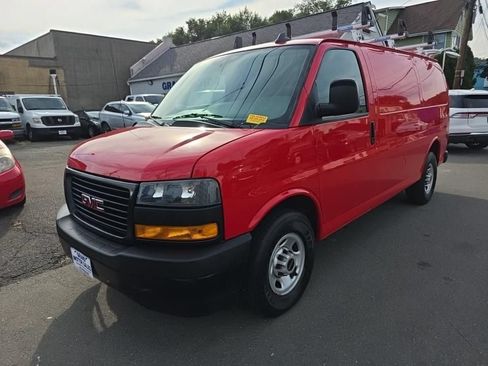 Used 2018 GMC Savana 2500 w/ Driver Convenience Package RWD image 2