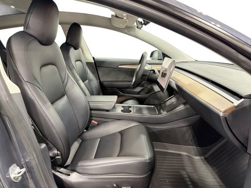 Certified 2022 Tesla Model 3 Long Range AWD/4WD image 13