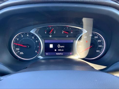 Used 2021 GMC Acadia SLT image 24