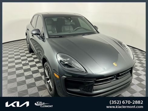 Used 2024 Porsche Macan w/ Premium Plus Package AWD/4WD image 1