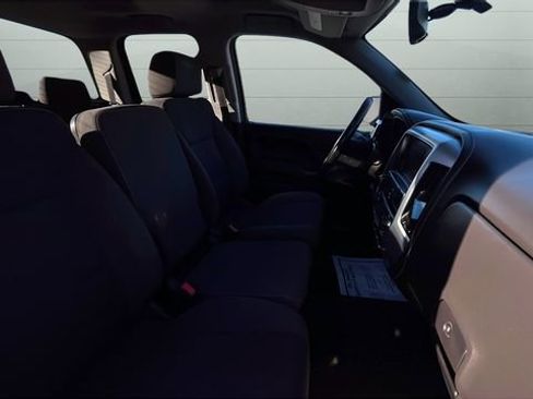 Used 2018 GMC Sierra 1500 SLE w/ SLE Value Package image 32