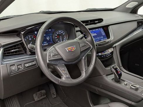 Certified 2023 Cadillac XT5 Premium Luxury w/ Technology Package AWD/4WD image 9