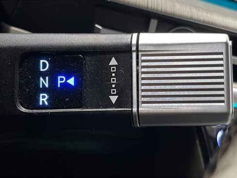 Used 2024 Hyundai Santa Fe Calligraphy AWD/4WD image 18