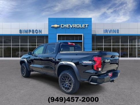Used 2024 Chevrolet Colorado Trail Boss w/ Advanced Trailering Package AWD/4WD image 6