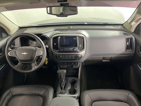 Used 2018 Chevrolet Colorado Z71 w/ Centennial Edition image 15