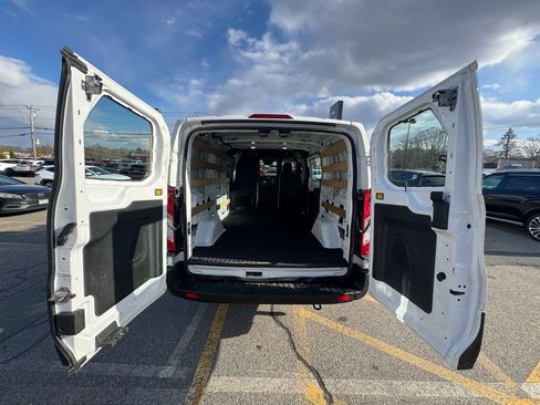 Used 2024 Ford Transit 250 Low Roof AWD w/ Exterior Upgrade Package image 26