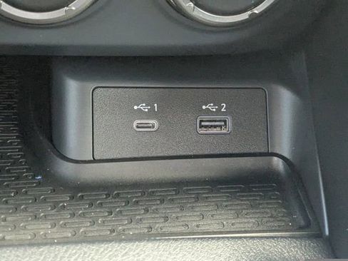 Used 2025 Nissan Z Performance w/ Floor Mat Package RWD image 14