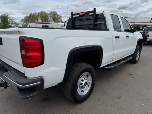 Used 2015 Chevrolet Silverado 2500 W/T RWD image 11