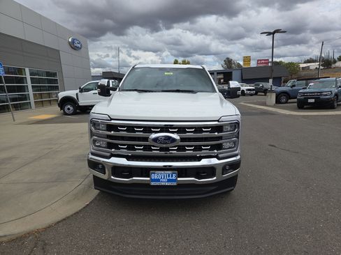 New 2026 Ford F250 Lariat w/ Chrome Package image 8