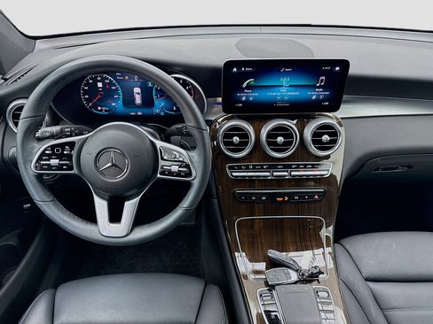 Used 2022 Mercedes-Benz GLC 300 image 15