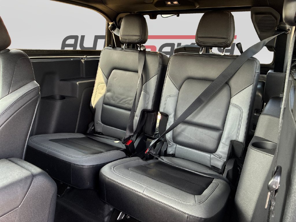 Used 2024 Ford Bronco Black Diamond AWD/4WD image 16
