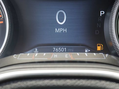 Used 2019 Jeep Cherokee Overland w/ Technology Group AWD/4WD image 19
