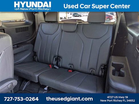 Used 2023 Hyundai Palisade SEL w/ Cargo Package image 17