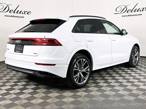 Used 2020 Audi Q8 Premium w/ Black Optic Package image 6