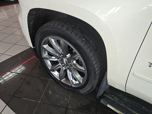 Used 2015 Chevrolet Tahoe LTZ AWD/4WD image 44