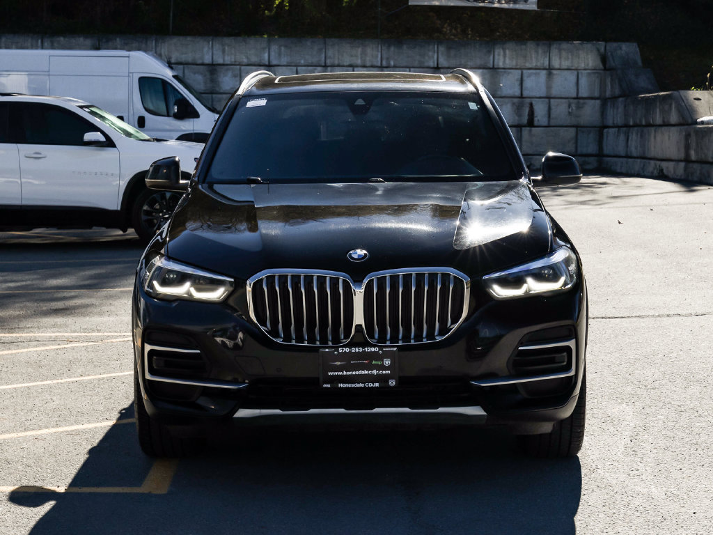Used 2023 BMW X5 xDrive40i AWD/4WD image 3