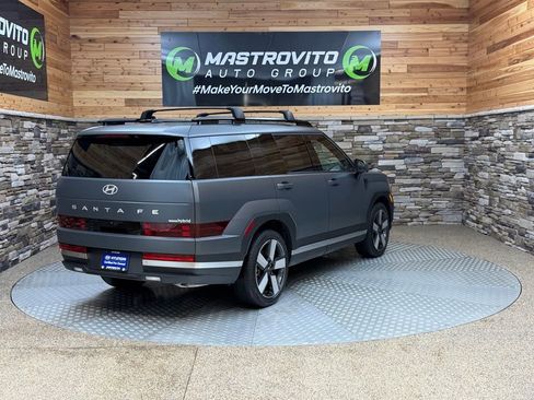 Used 2025 Hyundai Santa Fe Limited image 8