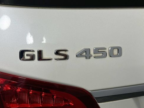 Used 2019 Mercedes-Benz GLS 450 4MATIC w/ Grand Edition Package image 27