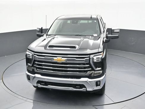 New 2026 Chevrolet Silverado 2500 LTZ w/ LTZ Convenience Package AWD/4WD image 72